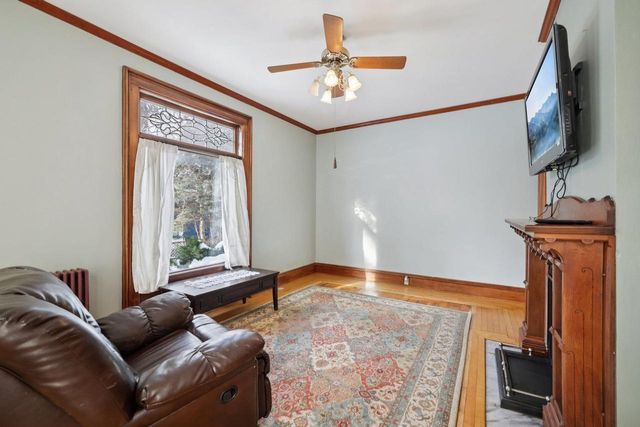 733 5th Street, Baraboo, WI 53913