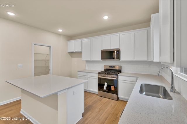 Lot 74 Blackthorn Pl, La Grange, KY 40031