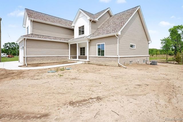 57560 Omo Road, Ray, MI 48096
