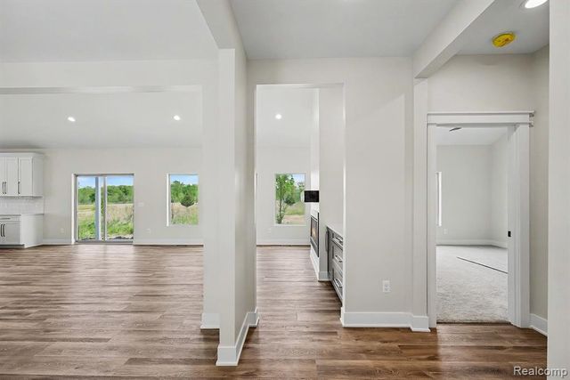 57560 Omo Road, Ray, MI 48096