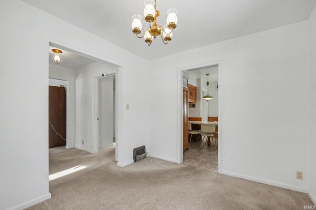 506 W Angela Boulevard, South Bend, IN 46617