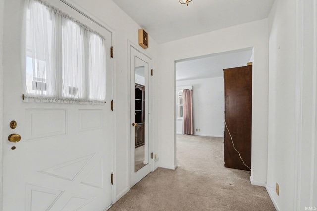 506 W Angela Boulevard, South Bend, IN 46617