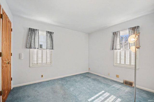 506 W Angela Boulevard, South Bend, IN 46617