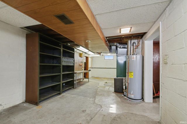 506 W Angela Boulevard, South Bend, IN 46617