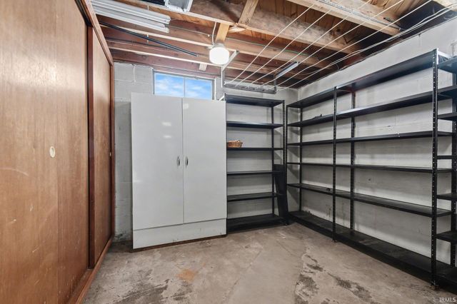 506 W Angela Boulevard, South Bend, IN 46617