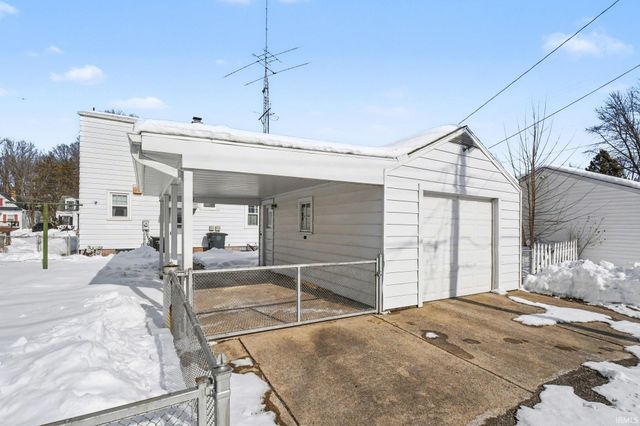 506 W Angela Boulevard, South Bend, IN 46617