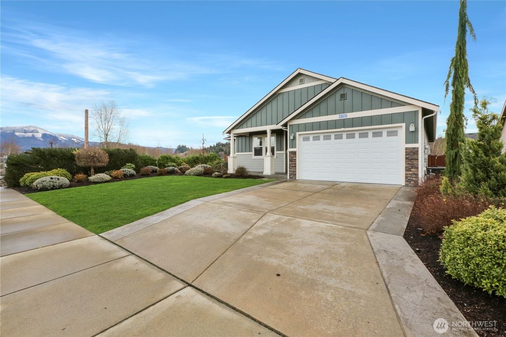 4192 Mclaughlin Road, Mount Vernon, WA 98273