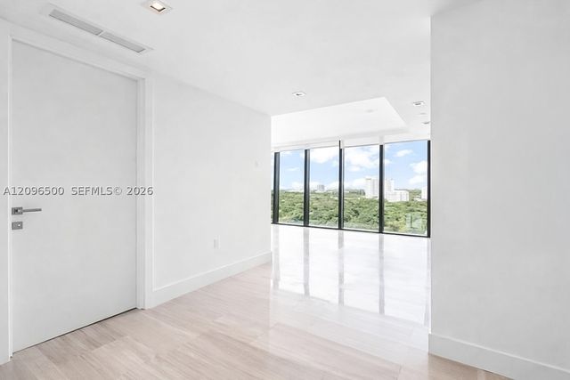 1451 Brickell Ave 1404, Miami, FL 33131