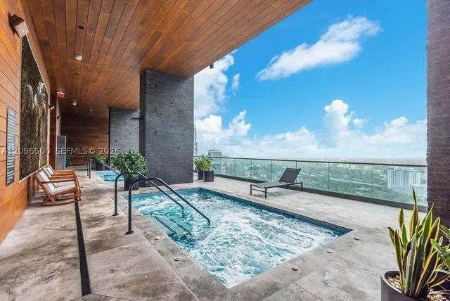 1451 Brickell Ave 1404, Miami, FL 33131