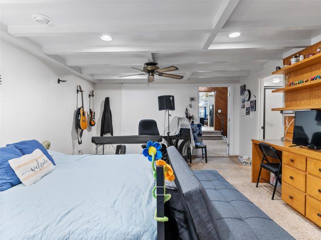 106 W Watt Street, El Campo, TX 77437