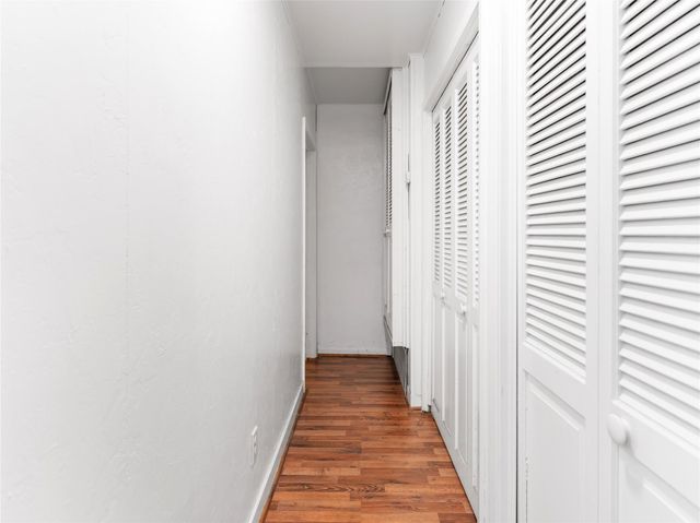 106 W Watt Street, El Campo, TX 77437