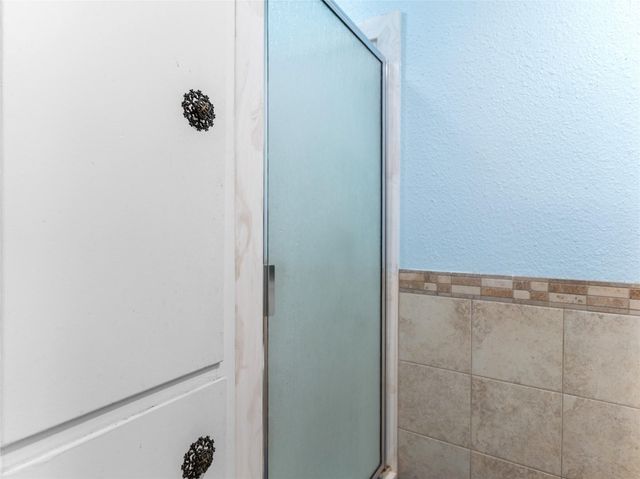 106 W Watt Street, El Campo, TX 77437