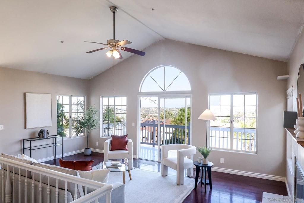 Image 11 of property listing at 1227 La Mesa Ave, Spring Valley, CA 91977