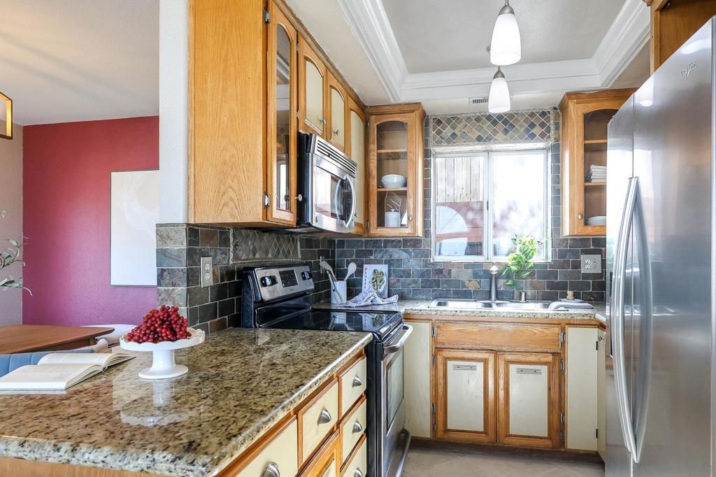 Image 18 of property listing at 1227 La Mesa Ave, Spring Valley, CA 91977