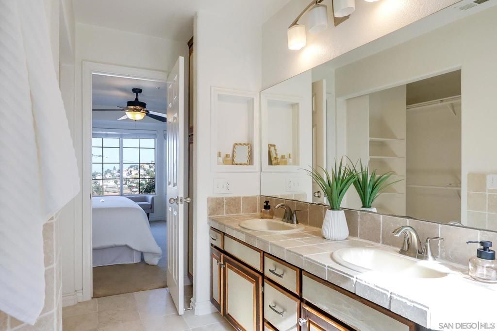 Image 31 of property listing at 1227 La Mesa Ave, Spring Valley, CA 91977