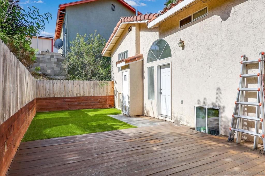 Image 39 of property listing at 1227 La Mesa Ave, Spring Valley, CA 91977