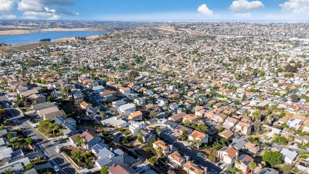 Image 44 of property listing at 1227 La Mesa Ave, Spring Valley, CA 91977