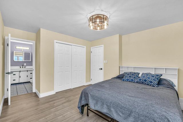 11368 Bridget LANE, Hales Corners, WI 53130