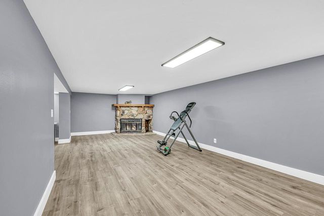 11368 Bridget LANE, Hales Corners, WI 53130