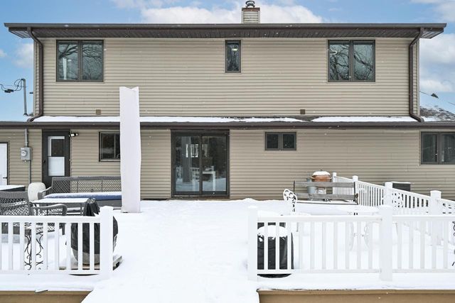 11368 Bridget LANE, Hales Corners, WI 53130