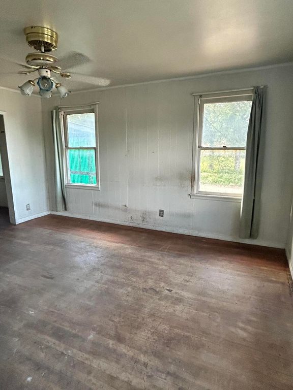 Image 3 of property listing at 15 N Pope Street, San Angelo, TX 76903