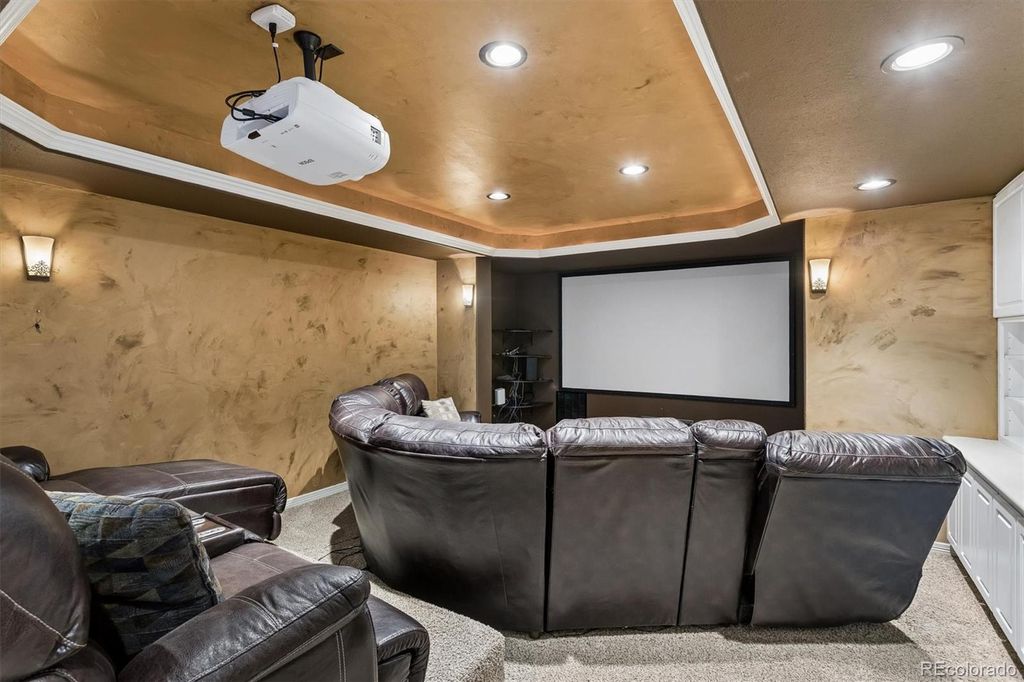 Image 30 of property listing at 5400 Preserve Parkway S, Greenwood Village, CO 80121