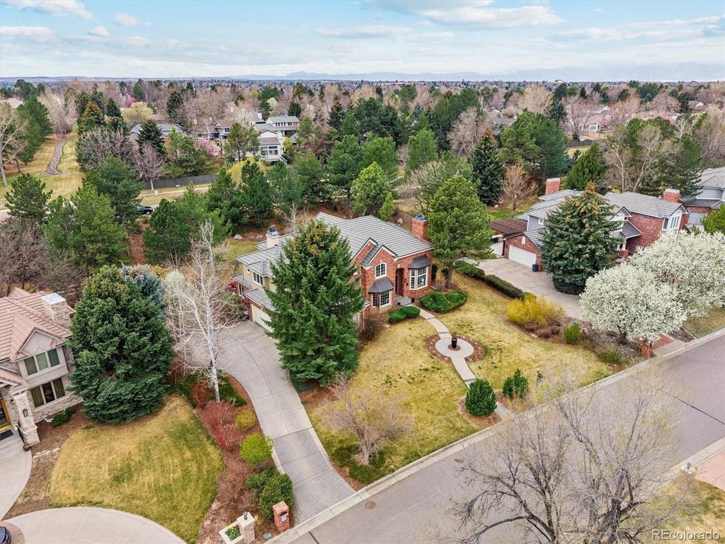 Image 39 of property listing at 5400 Preserve Parkway S, Greenwood Village, CO 80121