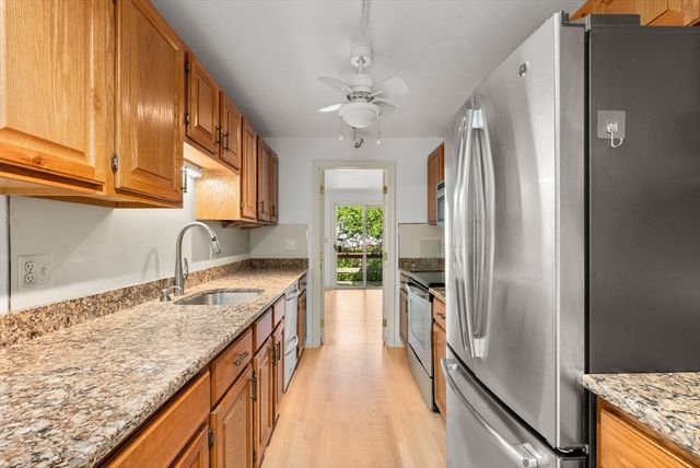 284 Linden Street 284, Wellesley, MA 02482