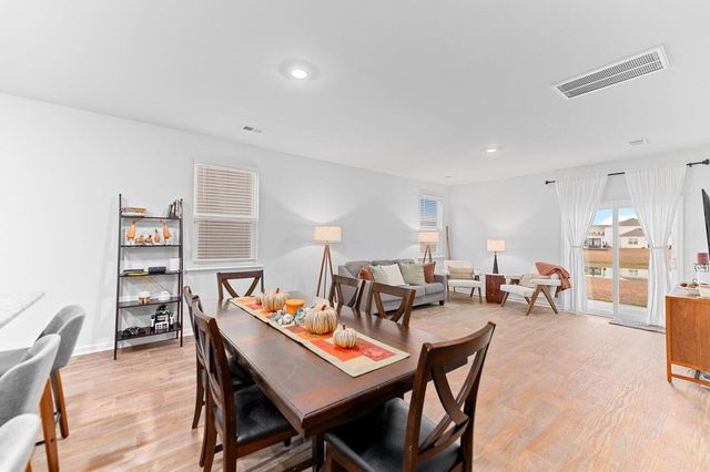 657 Ladywood Drive, Summerville, SC 29486