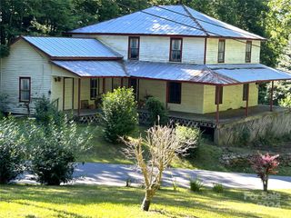 664 Woodfin Road, Sylva, NC 28779