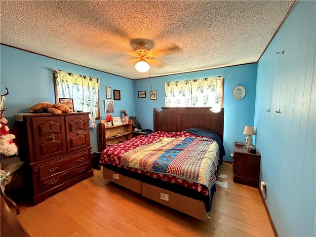 604 Missouri Place, Huntsville, AR 72740