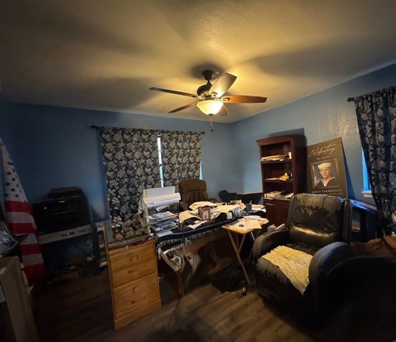 817 S Bell Street, Hamilton, TX 76531