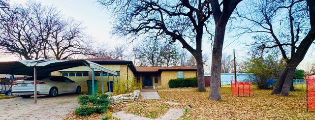 817 S Bell Street, Hamilton, TX 76531