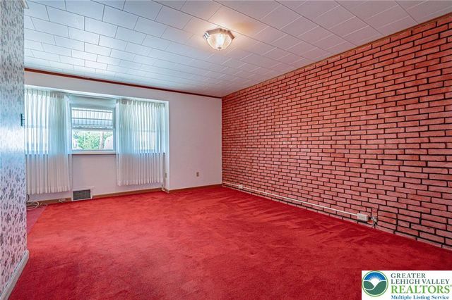 1806 E. Cambridge Street, Allentown City, PA 18109