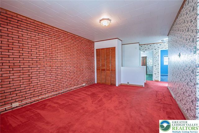 1806 E. Cambridge Street, Allentown City, PA 18109