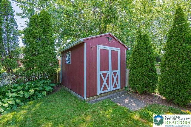 1806 E. Cambridge Street, Allentown City, PA 18109