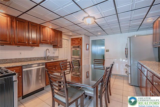 1806 E. Cambridge Street, Allentown City, PA 18109