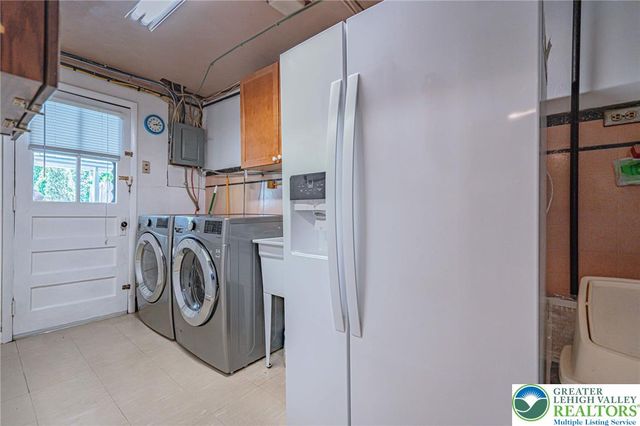 1806 E. Cambridge Street, Allentown City, PA 18109
