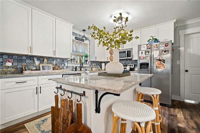 4250 Camellia Circle W, Semmes, AL 36575