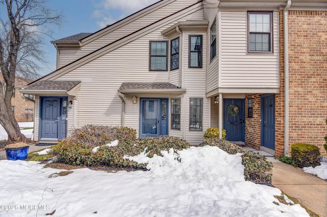 902 Harbor Club Drive 902, Parlin, NJ 08859