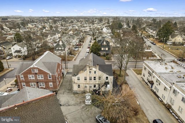 46 S STATE RD, Upper Darby, PA 19082