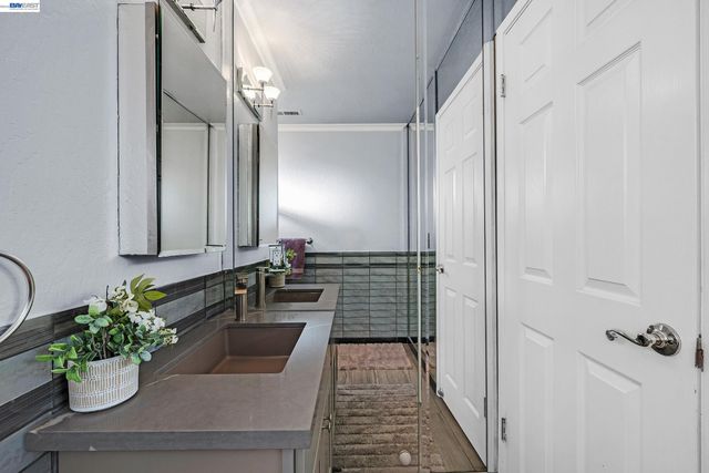 410 Kevin Ct, San Ramon, CA 94583