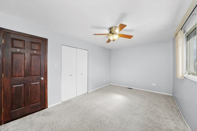 12820 S Blossom Drive, Alsip, IL 60803