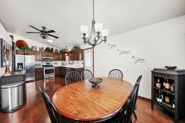 12820 S Blossom Drive, Alsip, IL 60803
