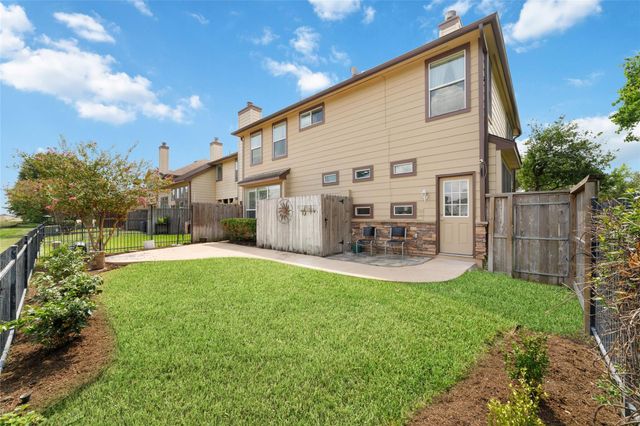 8030 Loyel Pointe Drive, Houston, TX 77064