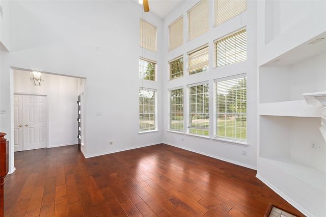 8030 Loyel Pointe Drive, Houston, TX 77064