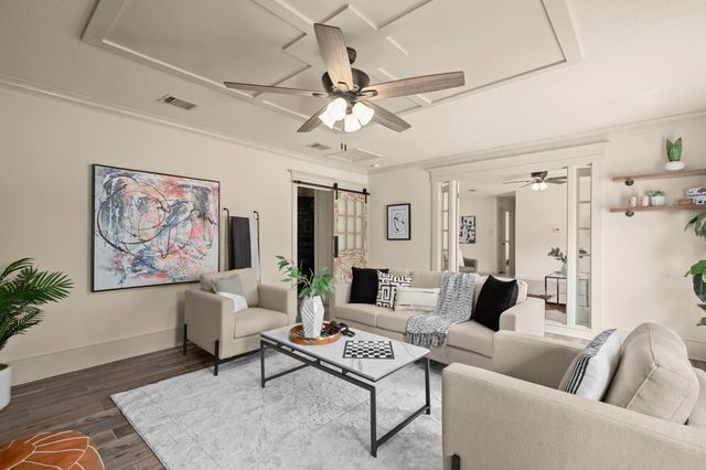 1302 Meadows DR, Round Rock, TX 78681