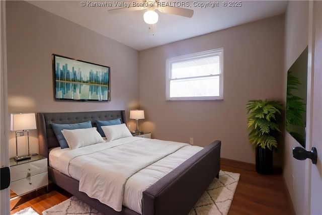 2214 Oakhurst Drive, South Charleston, WV 25309