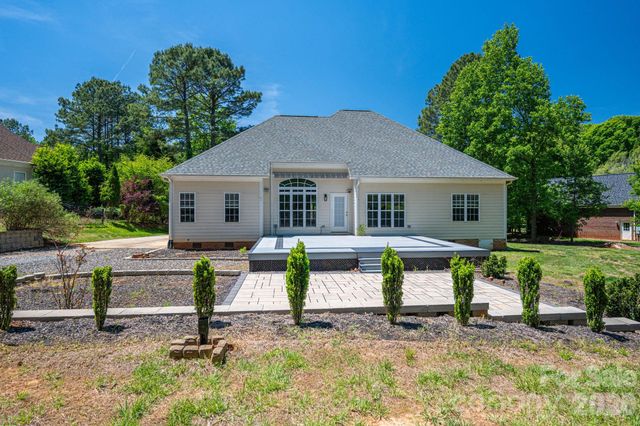 122 Maple View Drive 114, Troutman, NC 28166