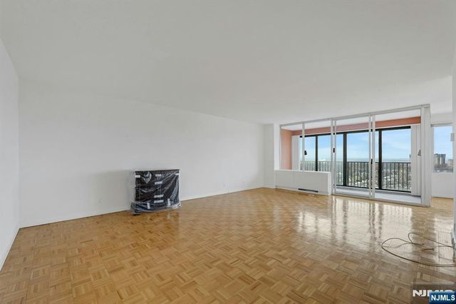 6 Horizon Road 1508, Fort Lee, NJ 07024